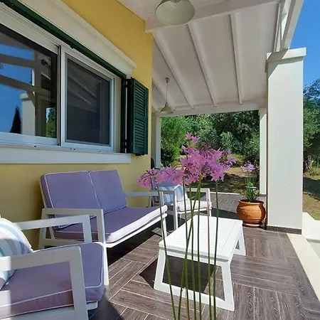Villa Mayroula *